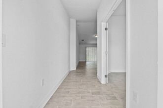 2801 50th St SW in Lehigh Acres, FL - Foto de edificio - Building Photo