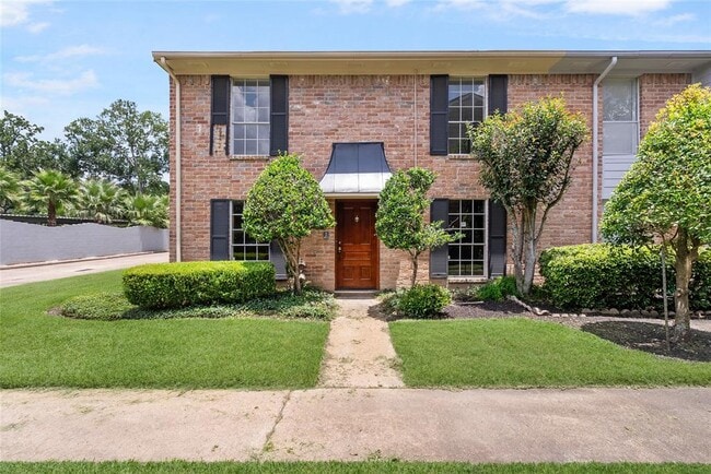 14716 Perthshire Rd in Houston, TX - Building Photo - Building Photo