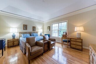 68 Charles Ct in Southborough, MA - Building Photo - Building Photo