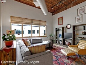 1420 NW Lovejoy St-Unit -#725 in Portland, OR - Building Photo - Building Photo