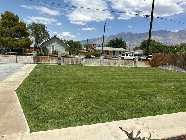 192 Kellogg St in Lone Pine, CA - Building Photo - Building Photo