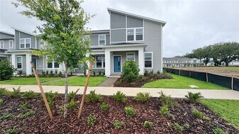 11523 Harborview St in Orlando, FL - Building Photo