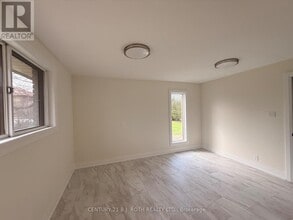 48 King St in Kawartha Lakes, ON - Building Photo - Building Photo