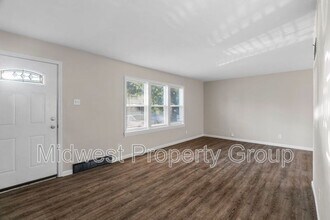 216 Graham Rd in Florissant, MO - Building Photo - Building Photo