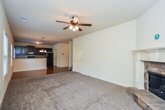 590 Roland Manor Dr in Dacula, GA - Building Photo - Building Photo