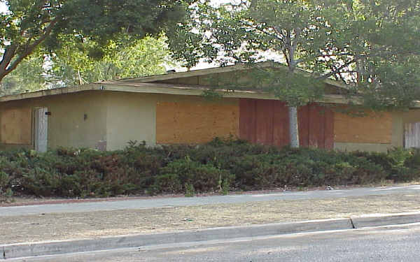 861 Prescott Way in Riverside, CA - Building Photo - Building Photo