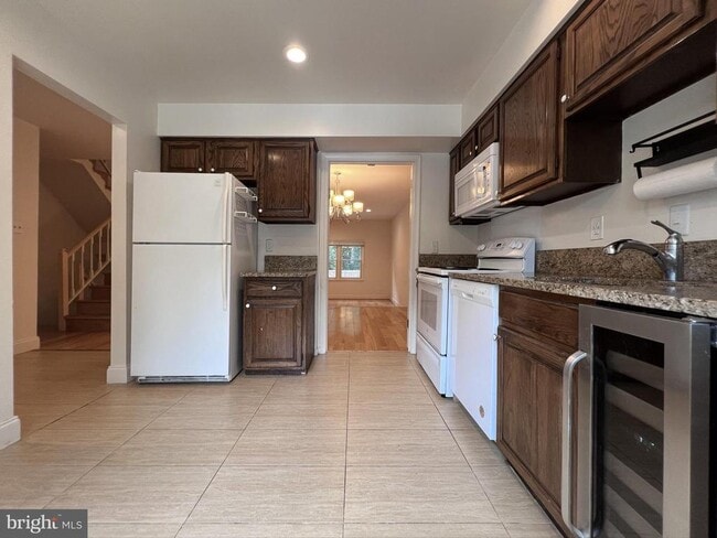 7537 Coddle Harbor Ln in Potomac, MD - Building Photo - Building Photo