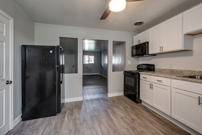 Outpost on Yukon in Wheat Ridge, CO - Foto de edificio - Interior Photo
