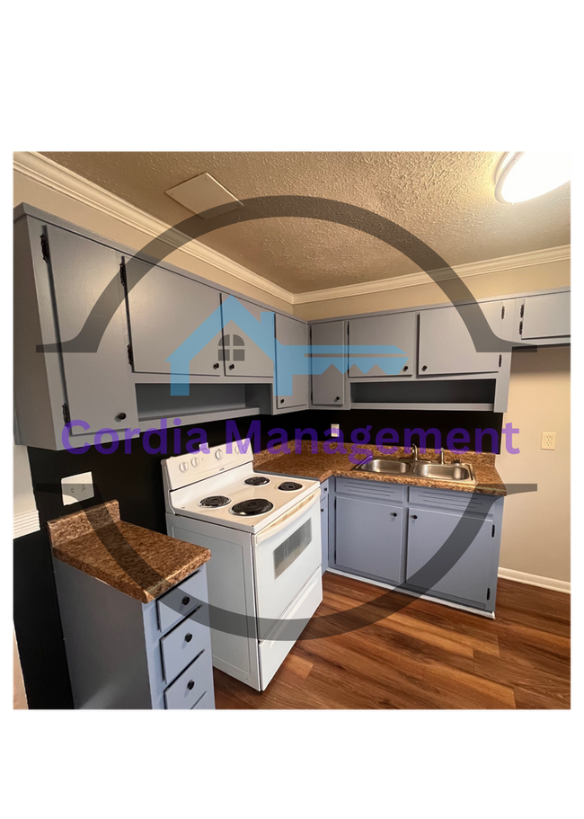 466 Clara Dr in Riverdale, GA - Building Photo - Building Photo