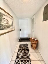 2309 S Cypress Bend Dr in Pompano Beach, FL - Building Photo - Building Photo