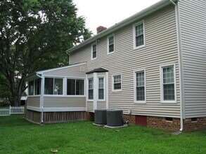 7163 Plum Grove Ct in Mechanicsville, VA - Building Photo - Building Photo