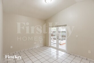 6914 W 24th Ln in Hialeah, FL - Building Photo - Building Photo