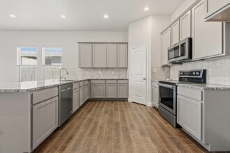 13810 Avenue W in Lubbock, TX - Building Photo - Building Photo