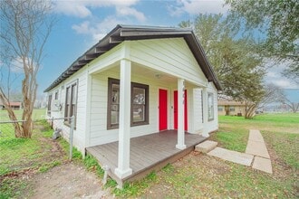 1606 TX-21, Unit A in Caldwell, TX - Building Photo - Building Photo