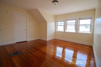 21 Portina Rd, Unit 1 in Boston, MA - Building Photo - Building Photo