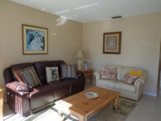 1168 Amaryllis Ct in Wellington, FL - Foto de edificio - Building Photo