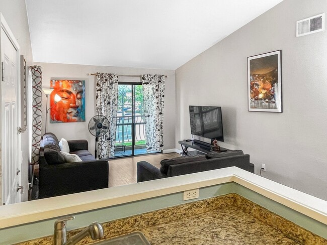 12191 Cuyamaca College Dr E, Unit 212 in El Cajon, CA - Building Photo - Building Photo