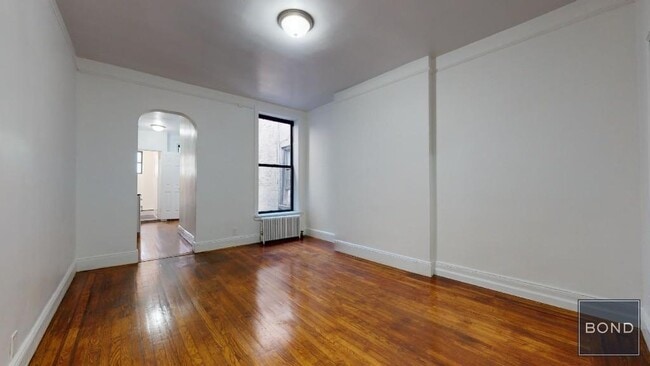 property at 1502 1st Ave