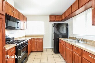 141 W Briarcliff Rd in Bolingbrook, IL - Building Photo - Building Photo