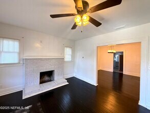 4541 Woolman Ave in Jacksonville, FL - Building Photo - Building Photo