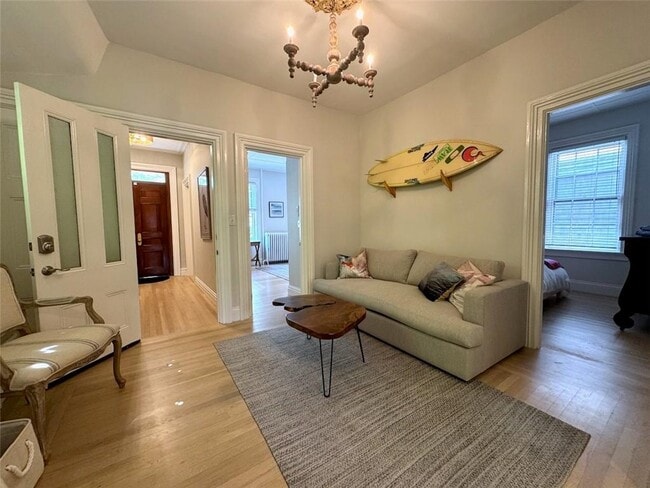 8 Barney St in Newport, RI - Building Photo - Building Photo