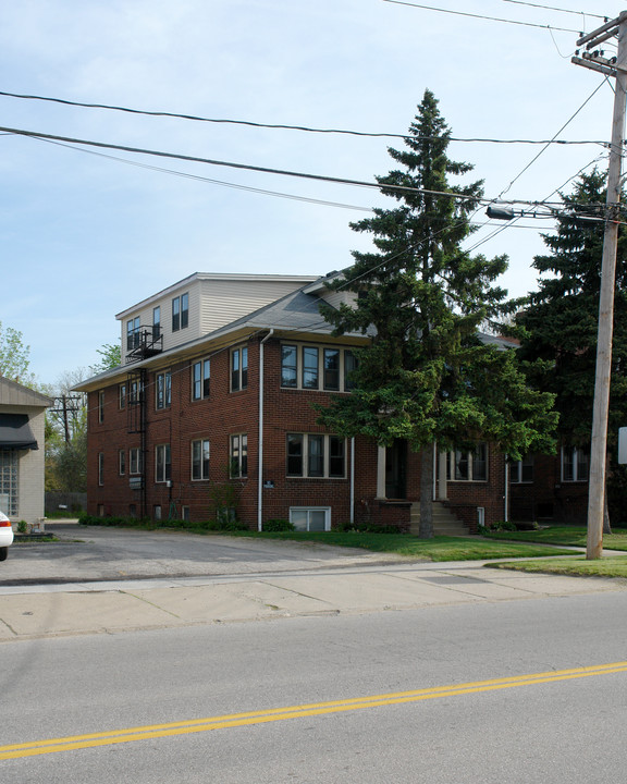 2109 Grant Ave in Cuyahoga Falls, OH - Building Photo