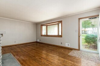 981 Hartford St in Worthington, OH - Building Photo - Building Photo