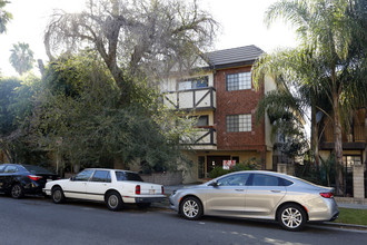 4451 Vista Del Monte Ave in Sherman Oaks, CA - Building Photo - Primary Photo