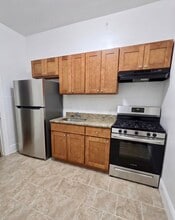 1302 W Allegheny Ave in Philadelphia, PA - Building Photo - Building Photo