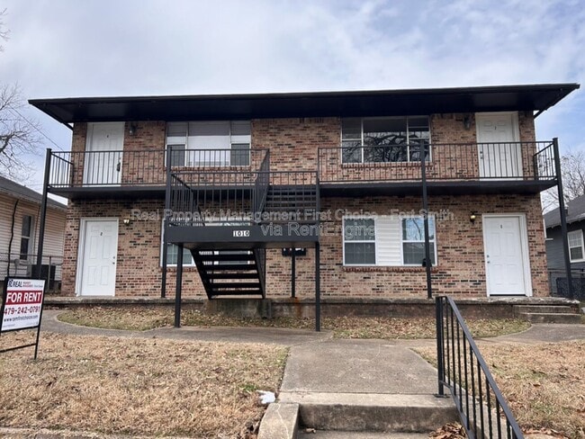 1010 S 19th St, Unit 4