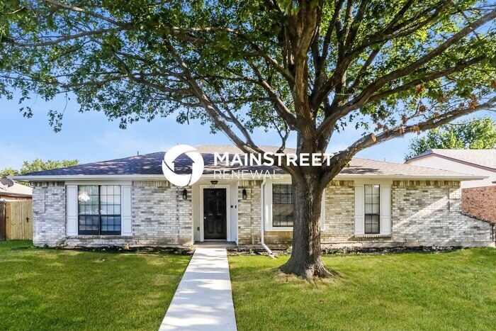 1320 Devonshire Ln in Mesquite, TX - Building Photo