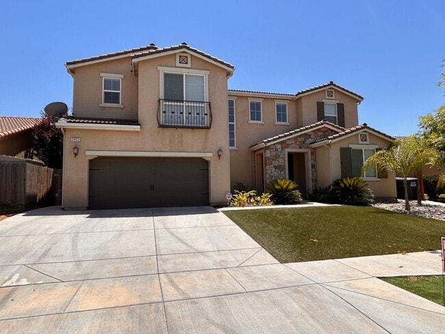 property at 2833 W Connelly Ave