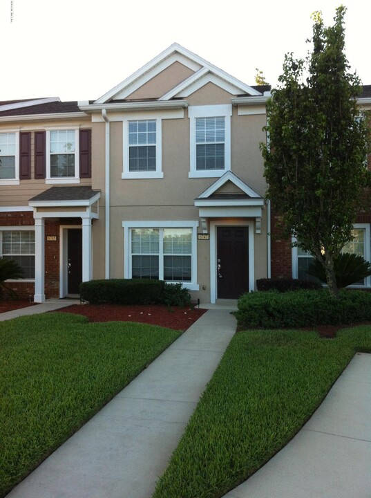 6747 Arching Branch Cir in Jacksonville, FL - Building Photo