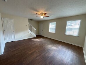 2655 Parkside Way SW in Snellville, GA - Foto de edificio - Building Photo