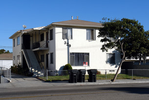 329 W Arbor Vitae St Apartments