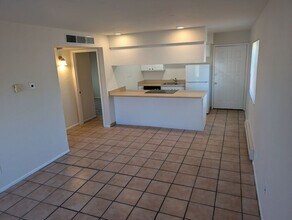 926 N Belvedere Ave in Tucson, AZ - Building Photo - Building Photo