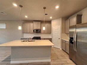 1513 Lakeline Oak Dr in Houston, TX - Building Photo - Building Photo