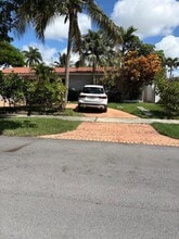 1101 NE 5th St in Hallandale Beach, FL - Building Photo - Building Photo