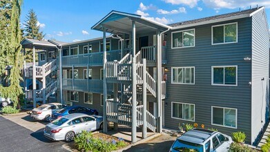 The Lodge @ 73rd in Kenmore, WA - Building Photo - Building Photo