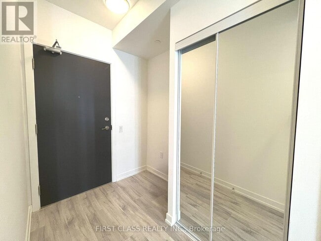 8-2618 Olympic Gdn Dr in Toronto, ON - Building Photo - Building Photo