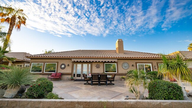 80290 Pebble Beach Dr in Indio, CA - Foto de edificio - Building Photo