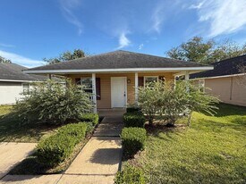 11403 Mosscrest Dr in Houston, TX - Building Photo