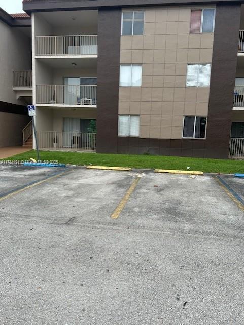 15201 SW 80th St in Miami, FL - Building Photo - Building Photo