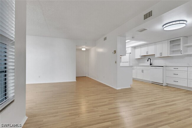 property at 3615 Boca Ciega Dr