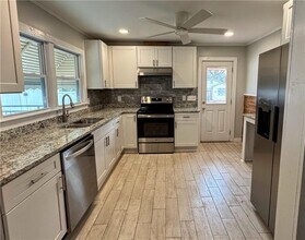 649 Valley Brook Rd in Scottdale, GA - Building Photo - Building Photo