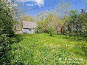 23410 Manistee St in Oak Park, MI - Building Photo - Building Photo