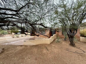 6260 E 2nd St in Tucson, AZ - Building Photo - Building Photo