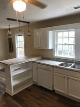 214 Mara St in Carrollton, GA - Foto de edificio - Building Photo