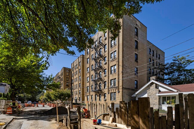 2121 Cedar Ave in Bronx, NY - Building Photo - Building Photo