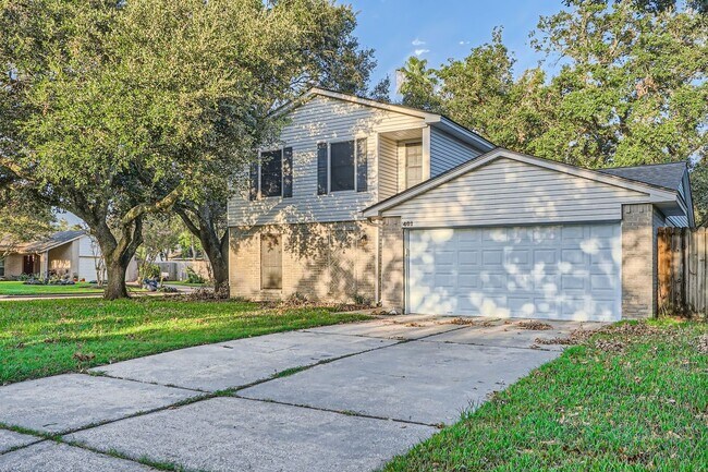 401 Summer Pl Ct in League City, TX - Building Photo - Building Photo